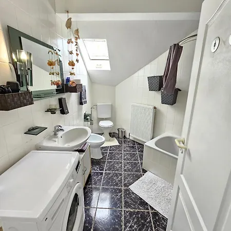 Schoene Dg Im Zentrum