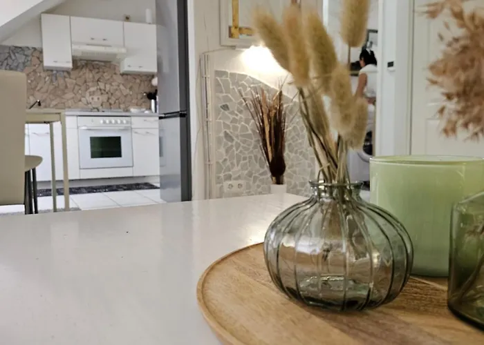 Schoene Dg Im Zentrum Апартаменты