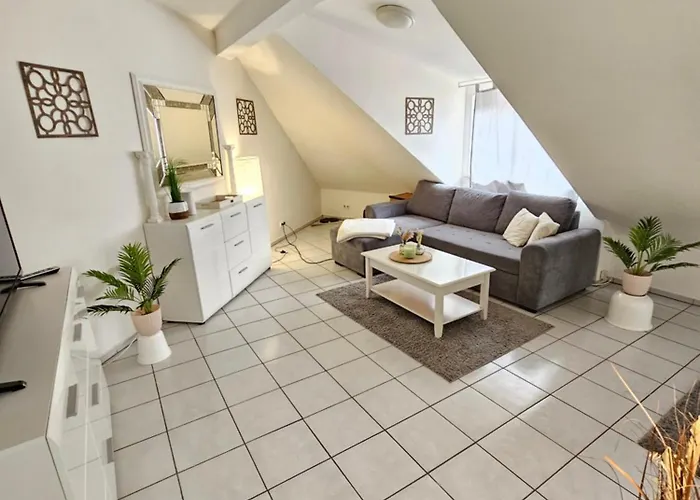 Schoene Dg Im Zentrum * Бад-Кройцнах